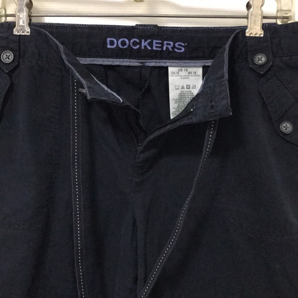 DOCKERS Capris - Picture 3 of 5